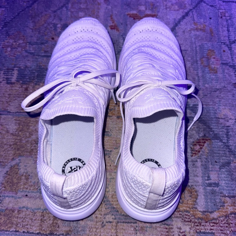 APL Women Sneakers White